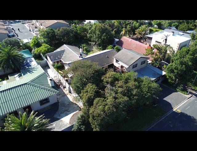 1,004M² VACANT LAND FOR SALE IN TABLE VIEW